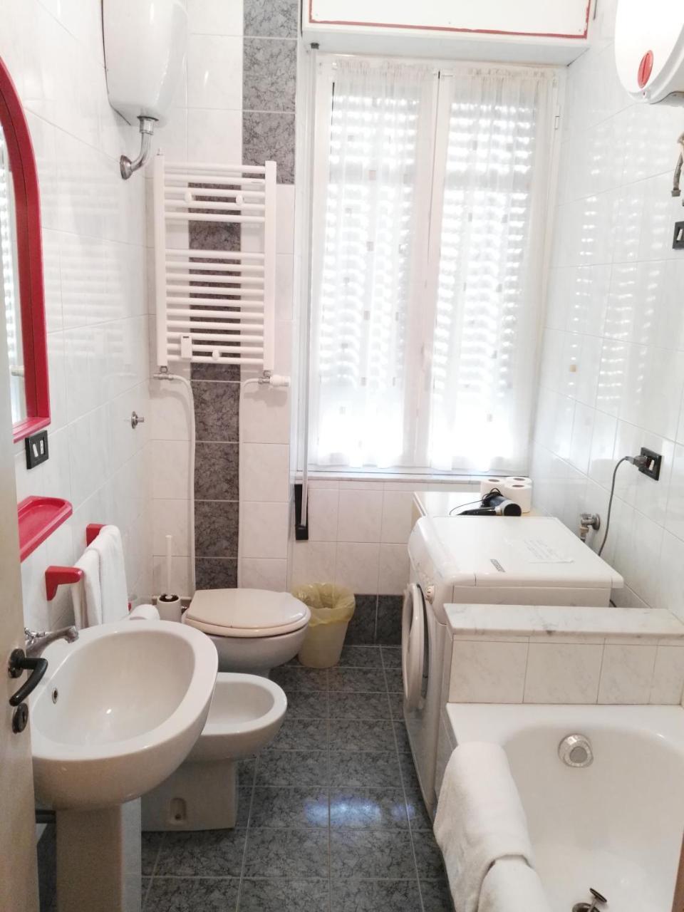 Fornaro Apartments Генуа Екстериор снимка